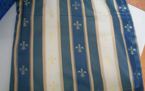 Povlak na polštář – „Fleur“ polštář na pohovku s pruhy v různých barvách, 40 x 40 cm