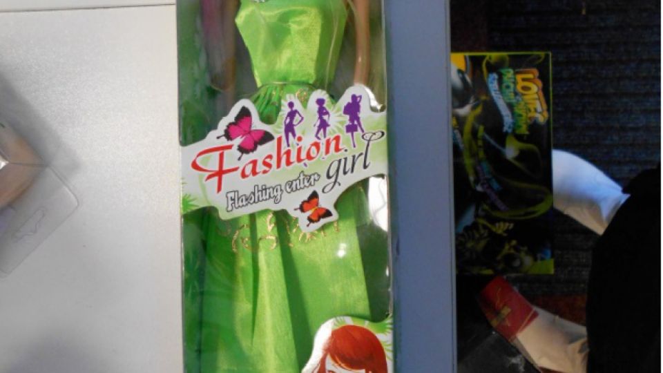 Panenka „Fashion Flashing enter girl“