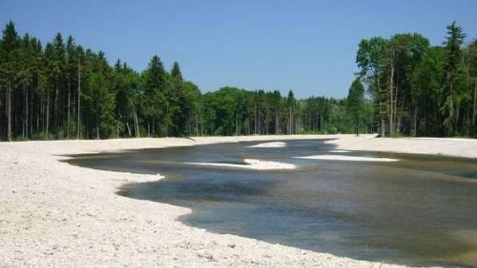 Světový den vody připomíná, že hodnota zdravých řek a jejich břehů znamená statisíce, které nelze nahradit