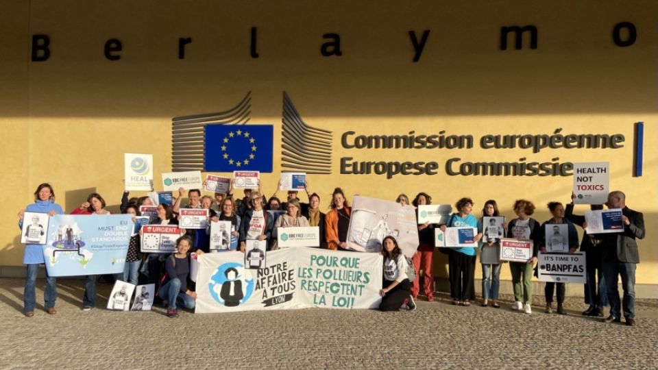 Evropská komise svou nečinností ohrožuje zdraví a životní prostředí