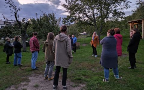 Komentovaná vycházka po komunitních zahradách