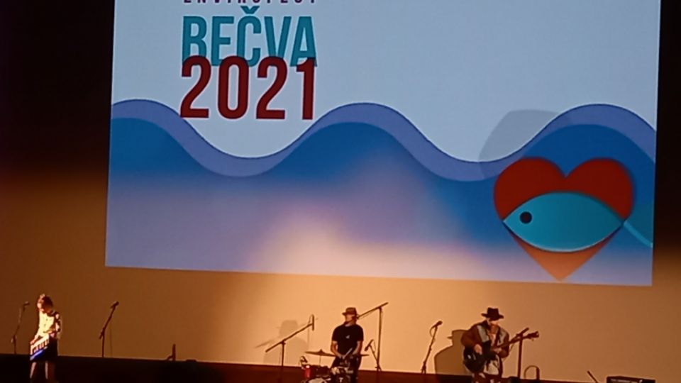 Rok od ekologické havárie na Bečvě jsme si připomněli na Envirofestu Bečva 2021