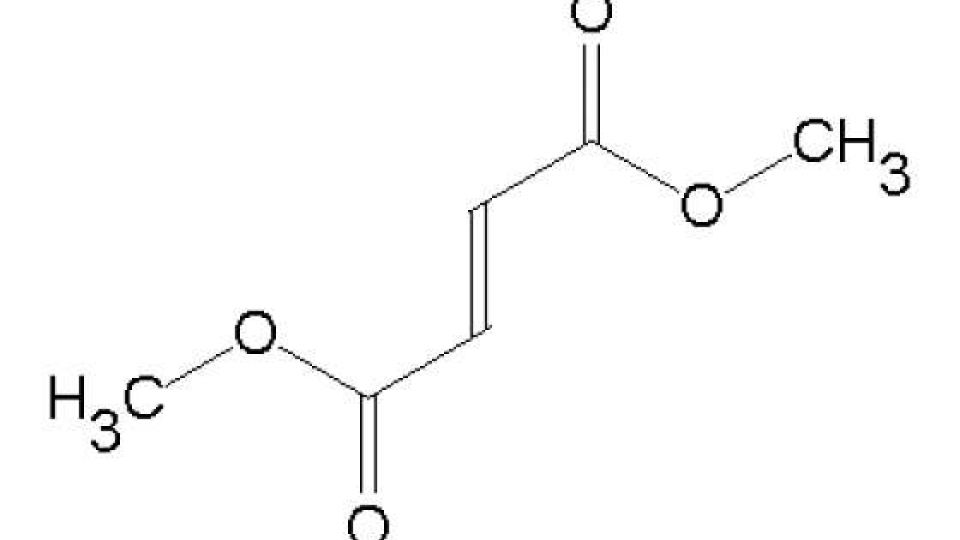 dimethylfumarát (DMF)