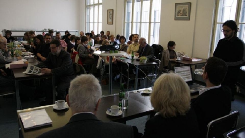 Seminar against loss of green spaces in towns, Prague 28.11.2008