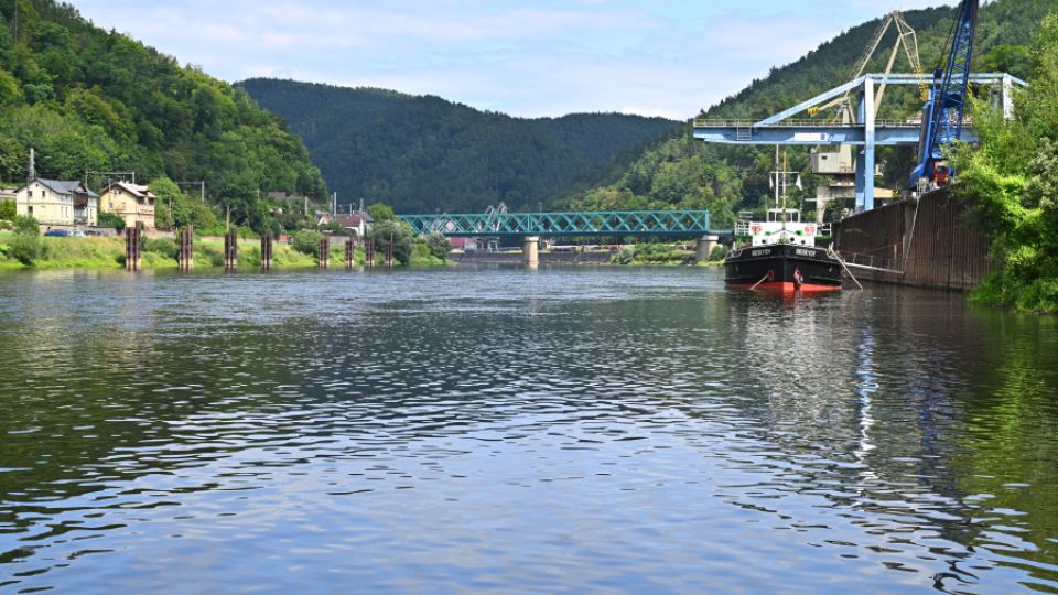 Spojování děčínského jezu s obranou státu je účelová zástěrka. Projekt zůstává ekologickým i ekonomickým nesmyslem