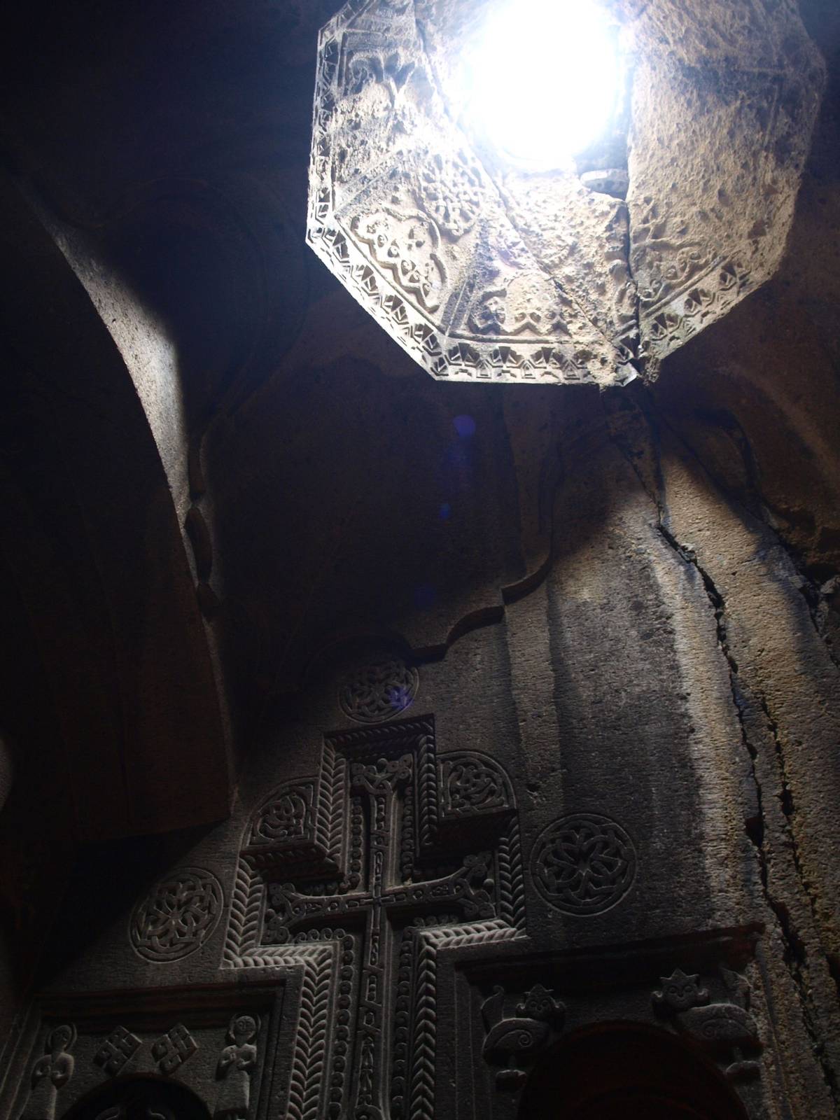 Relics of ancient Armenian kings lie in this chapel.jpg