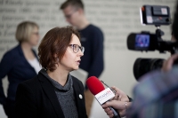 Karolína Brabcová from Arnika presented the results during a press conference in the premises of the Metropolitan Authority of the Capital City of Prague.