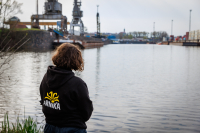 Spalovna zdravotnick&eacute;ho odpadu na lodi. Arnika upozorňuje na bezprecedentn&iacute; z&aacute;měr v př&iacute;stavu Měln&iacute;k