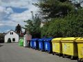 Třídění odpadu v Petrovicích na Sedlčansku