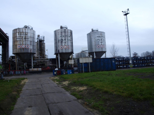 Pl&aacute;n EU zak&aacute;zat &scaron;kodliv&eacute; chemick&eacute; l&aacute;tky selh&aacute;v&aacute;, varuj&iacute; nevl&aacute;dn&iacute; organizace