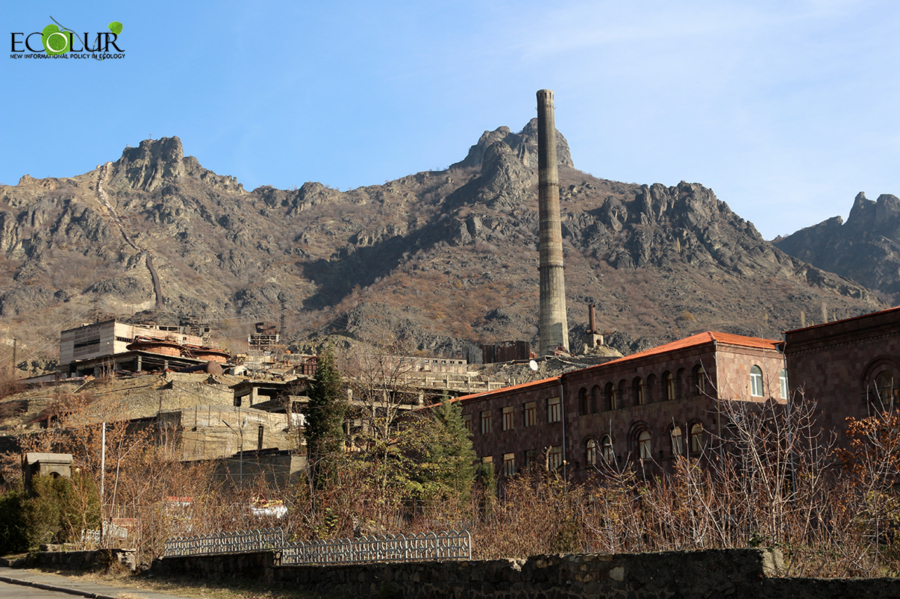 File:Alaverdi Monastery in Kakheti, Georgia.jpg - Wikimedia Commons