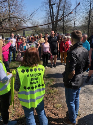 Arnika vyhl&aacute;sila dal&scaron;&iacute; ročn&iacute;k ankety Alej roku na Alejov&eacute; slavnosti v Brunt&aacute;lu