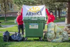 Tepl&aacute;rny přech&aacute;zej&iacute; od z&aacute;vislosti na fosiln&iacute;ch palivech k z&aacute;vislosti na odpadu. 58 % sp&aacute;len&eacute;ho odpadu by se přitom dalo recyklovat