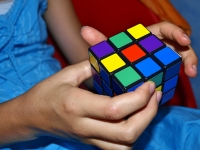 Rubik's cube - a brainteaser or health endangerment? Depends on the regulators, proclaims Arnika