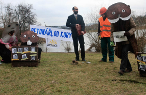 Happening Beton&aacute;ři od koryta 2012