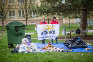 Velk&aacute; č&aacute;st obsahu čern&yacute;ch popelnic se d&aacute; recyklovat, ve spalovně končit nemus&iacute;