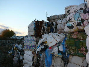 V&aacute;nočn&iacute; d&aacute;rky, kter&eacute; nič&iacute; planetu &ndash; odvr&aacute;cen&aacute; strana &ldquo;rychl&eacute; m&oacute;dy&rdquo;